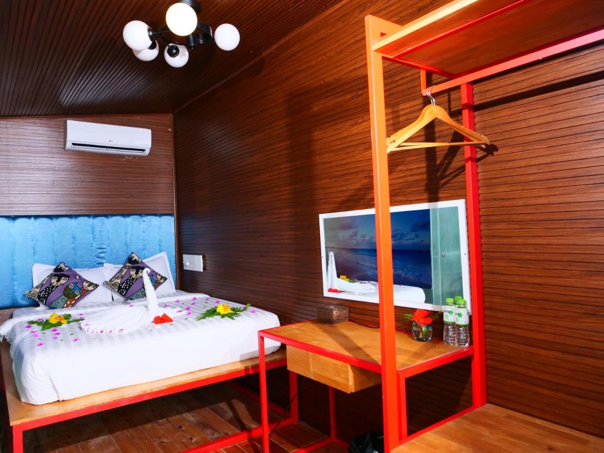 Sandy Beach Bungalows By Ehm Koh Rong Sanloem Exterior photo