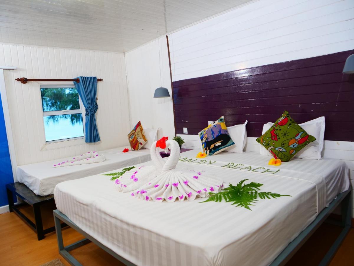 Sandy Beach Bungalows By Ehm Koh Rong Sanloem Exterior photo