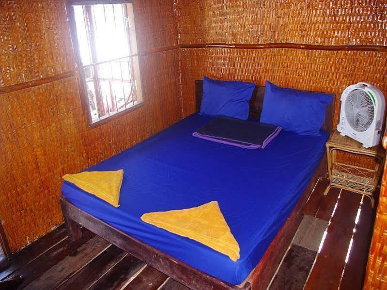 Sandy Beach Bungalows By Ehm Koh Rong Sanloem Exterior photo